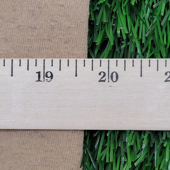 Free-Hug Shirt Womens Medium 20x26 Beige Statement - Picture 4 of 12